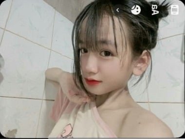 Mai Nhi là cô bé ngốc nghếch vẫn còn trinh