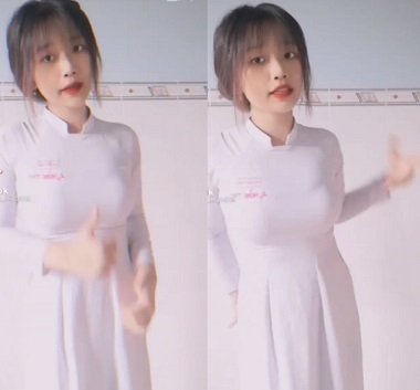 Nữ sinh bị địt sâu miệng để thoát hơi